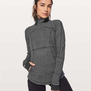 Lululemon Base Runner 1/2 Zip sz 6